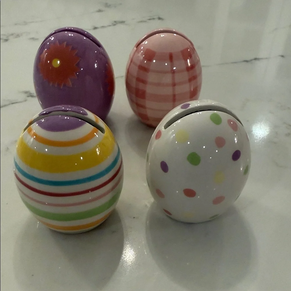 Colorful Ceramic Egg place card holder